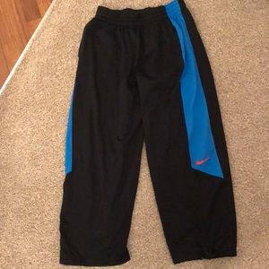 Nike therma-fit large sweatpants (fit like a med.)